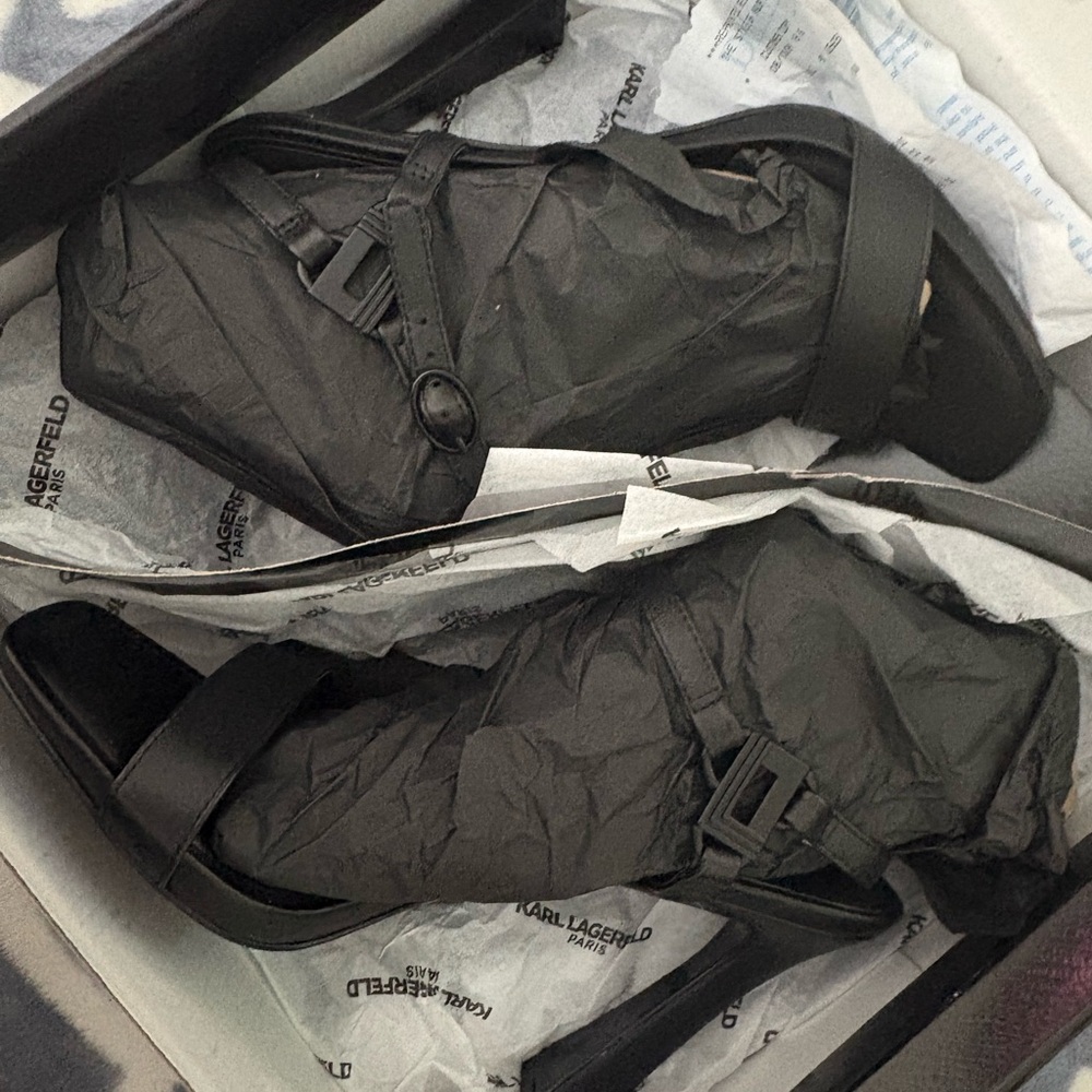 Karl Lagerfeld Black Padded Strap Sandals - Picture 5 of 6